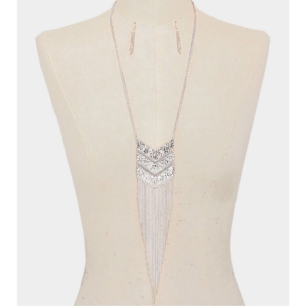 NWT Foxy Collection boho retro fringe necklace & earrings set.